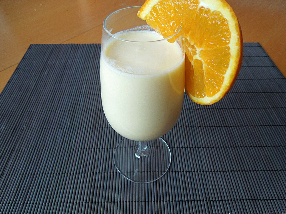 Buttermilch-Orangen-Shake von Visematente | Chefkoch.de