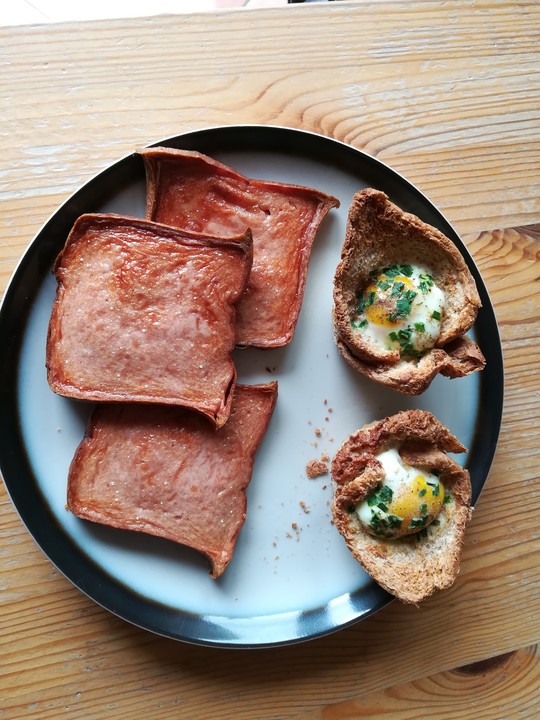 Gebackene Toast-Muffins mit Ei und Speck von feuervogel | Chefkoch.de