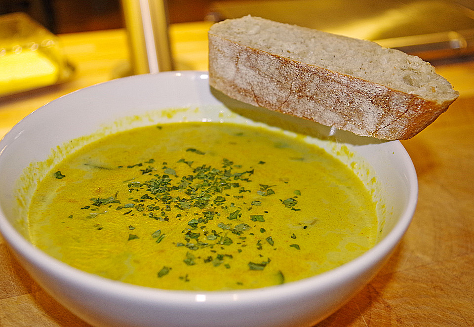 Zucchini-Linsensuppe mit Kokos von Vegan-Lady | Chefkoch.de