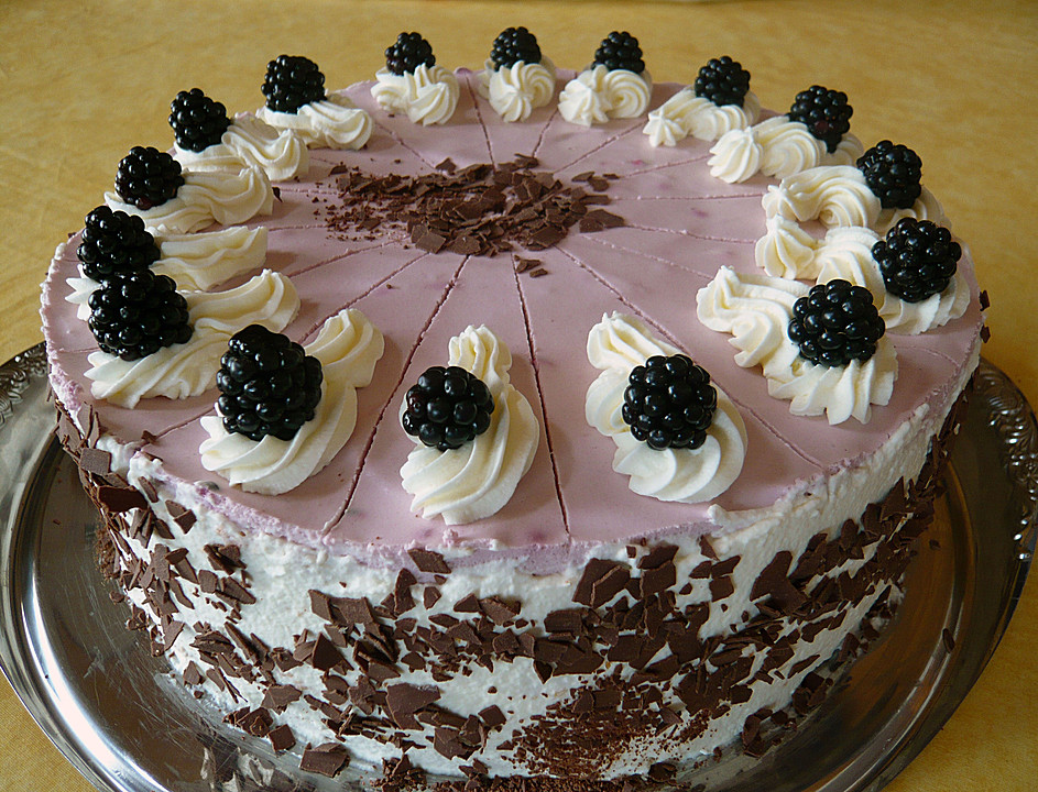 Brombeer-Wein-Torte von Renate23 | Chefkoch.de