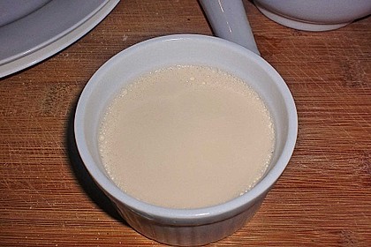 Karamell-Panna cotta mit Schokosoße 7