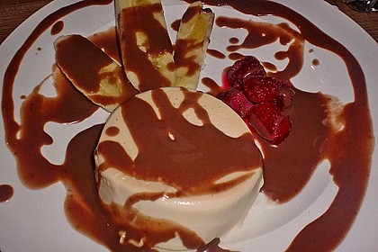 Karamell-Panna cotta mit Schokosoße 9