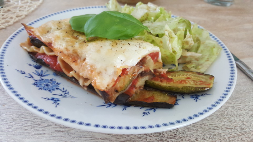 Auberginen-Zucchini Lasagne mit Ziegenkäse von 2yves | Chefkoch.de