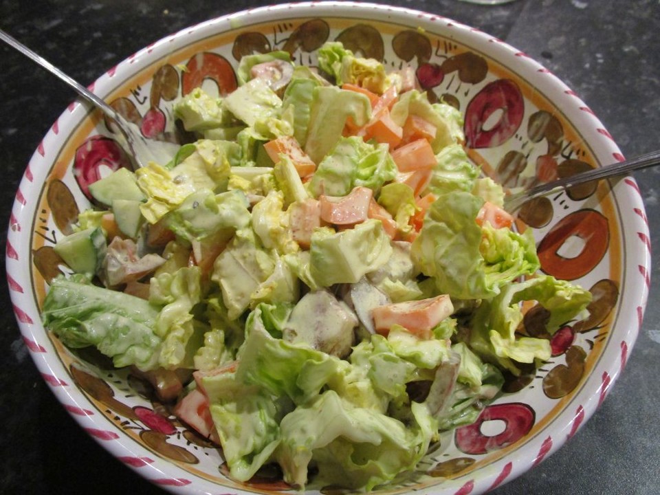 Bunter Salat mit Joghurt-Dressing von MissPrincessSissi | Chefkoch.de