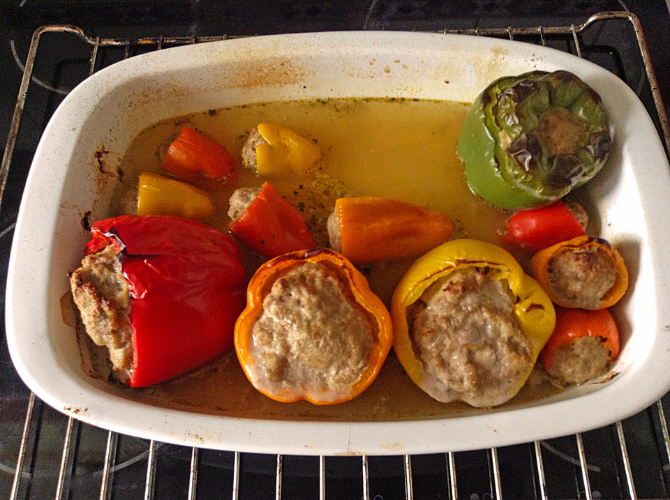 Gefüllte Paprika von Frau-vom-Land | Chefkoch.de