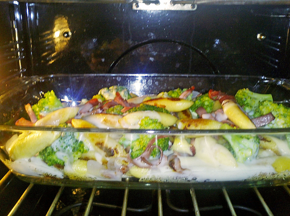 Schupfnudelgratin mit gekochtem Schinken und Brokkoli von simoneCook ...