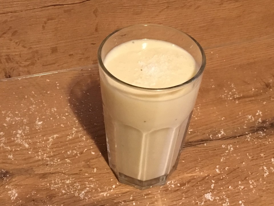 Ananas-Kokos-Bananen Smoothie von Jessiebes | Chefkoch.de