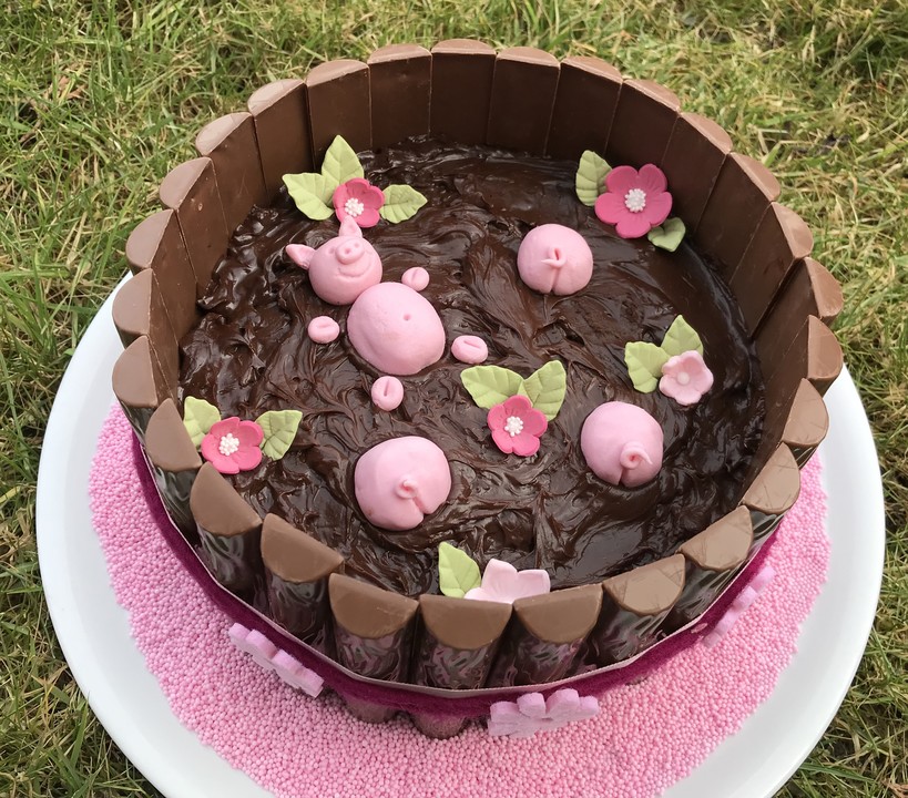 Schweinchen im Matschkübel-Torte von Angelkassel | Chefkoch.de