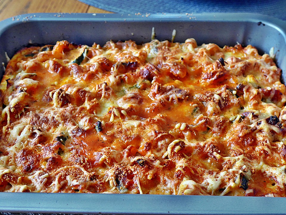 Nudelauflauf mit Zucchini und Schinken von laestwanze | Chefkoch.de