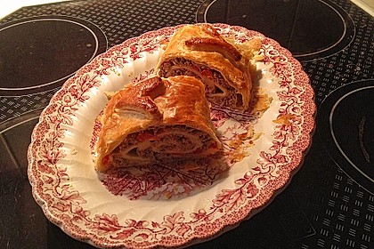 Hackfleisch-Blätterteig-Strudel 12