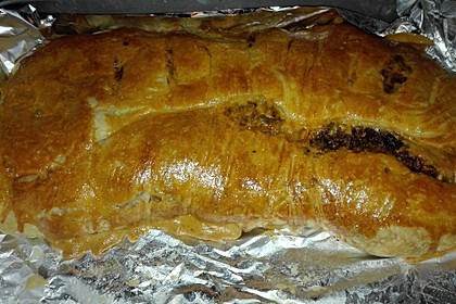 Hackfleisch-Blätterteig-Strudel 26