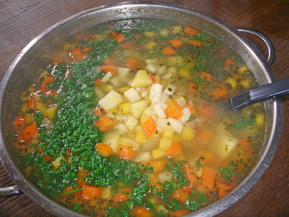 &amp;quot;Wurzelpeter&amp;quot; Suppe von Kräuterjule | Chefkoch.de