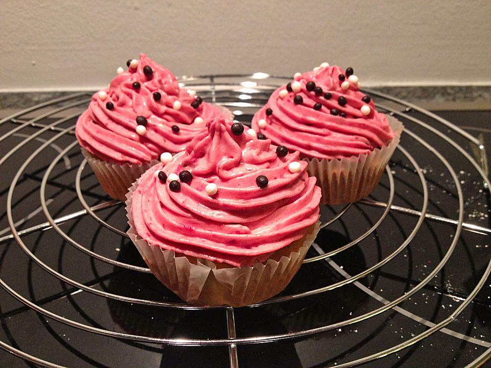 Beeren-Kokos-Cupcakes von vivili | Chefkoch.de