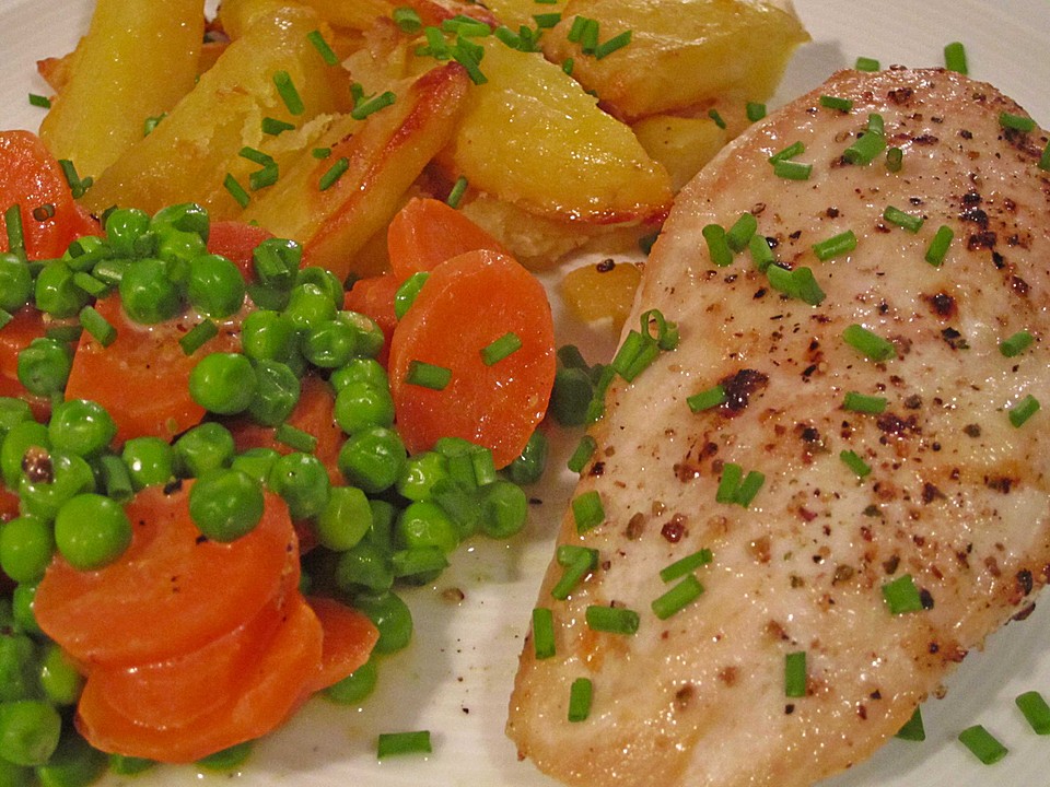 Hähnchenbrust mit Rahmgemüse und Ofenkartoffeln von McMoe | Chefkoch.de