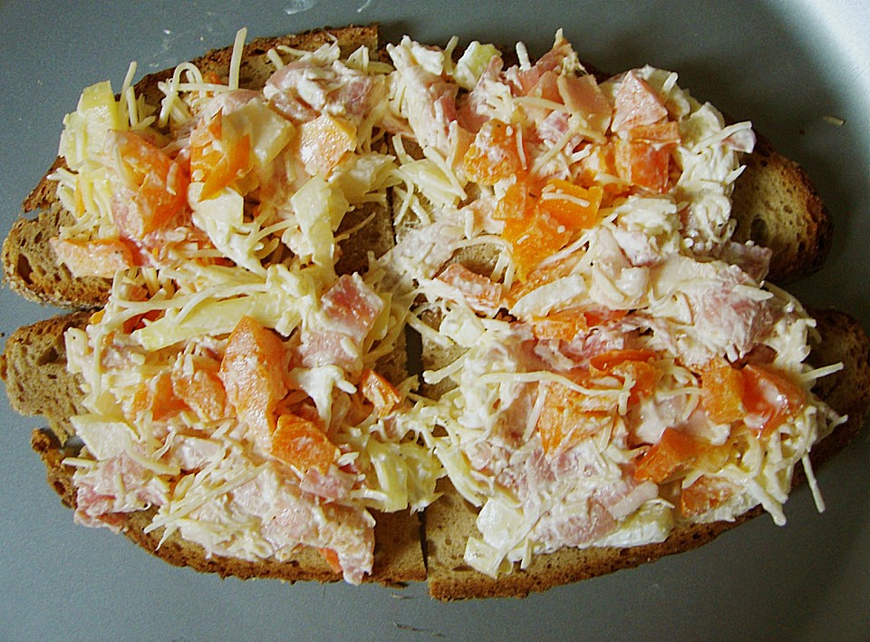 Pikantes überbackenes Brot von linda33 | Chefkoch.de