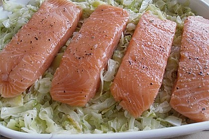 Lachs auf Spitzkohl 53