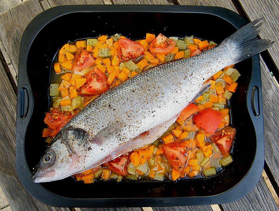 Loup de Mer mit Salbei auf gedünsteten Gemüse | Chefkoch.de