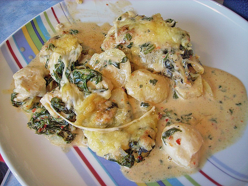 Kartoffelauflauf mit Blattspinat und Putenfleisch von Kölle-Jessi ...