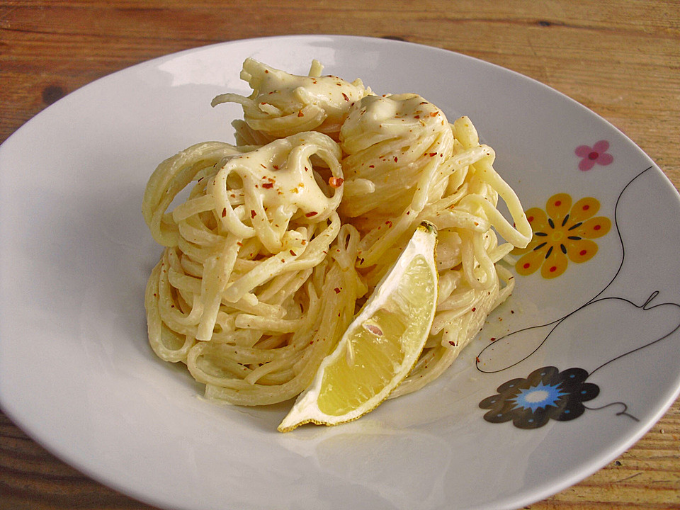 Spaghetti mit Zitronen-Mascarpone-Soße von riga53 | Chefkoch.de