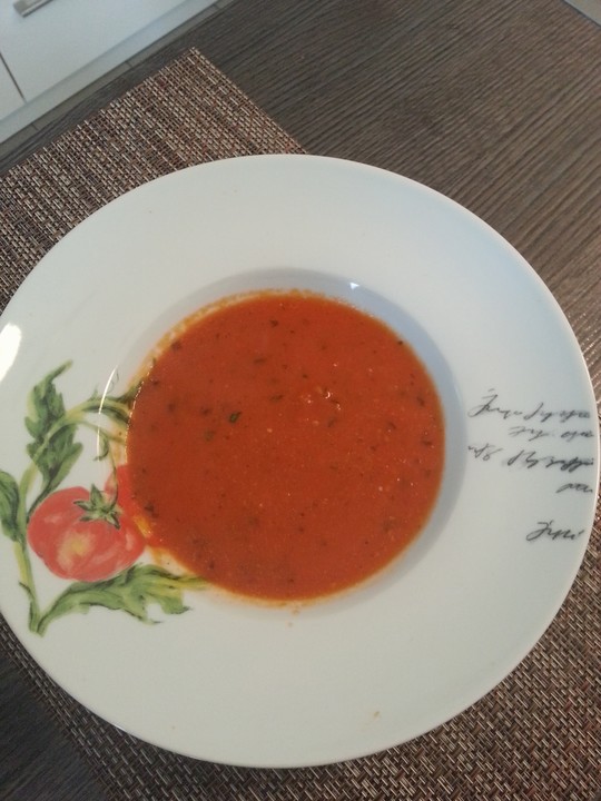Low carb Tomaten-Basilikum-Suppe von angie1980 | Chefkoch.de