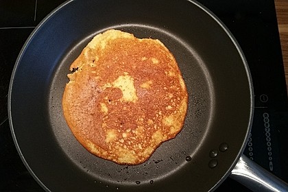 Blaubeer Pancakes aus Mandelmehl 5