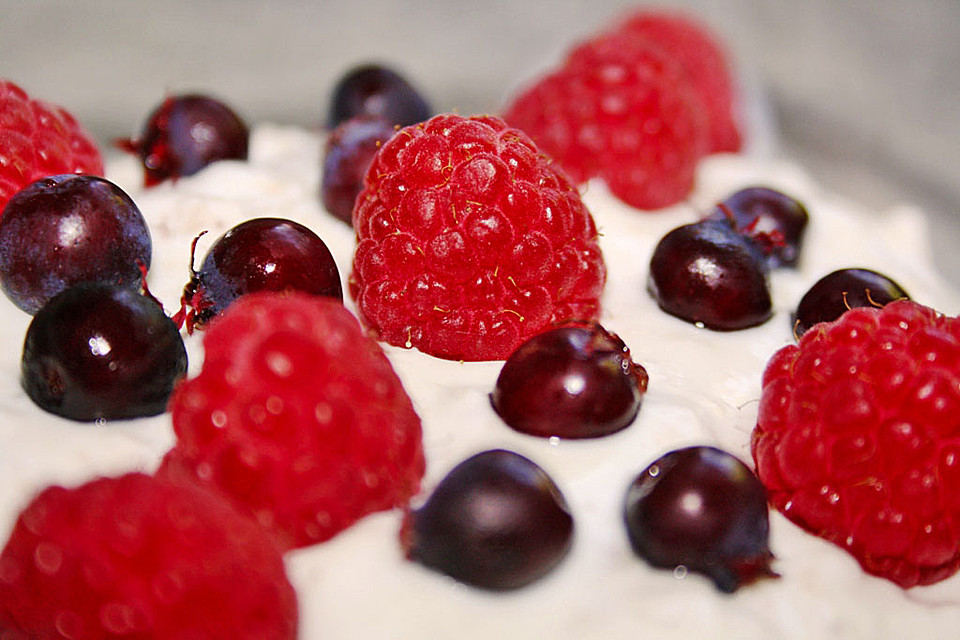 Beerenquark mit Müsli von KochMaus667 | Chefkoch.de