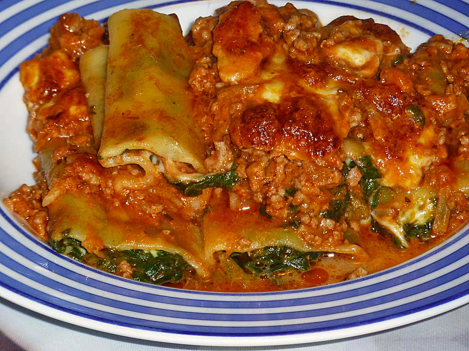 Vegetarisch gefüllte Cannelloni von Tzwiggl | Chefkoch.de
