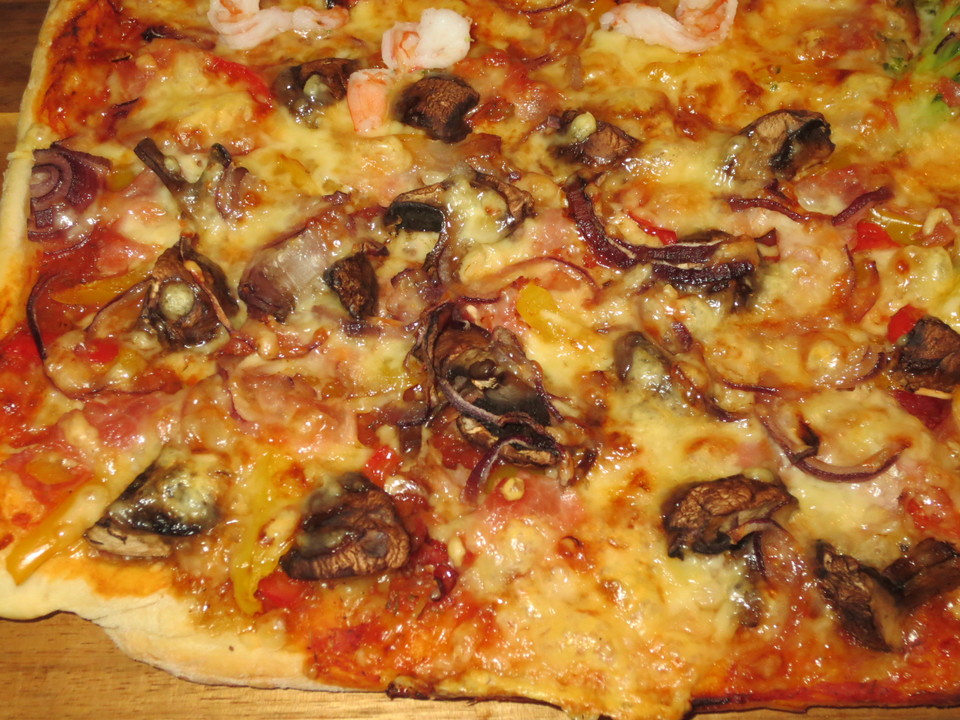 Mozzarella-Champignon Pizza von Moribundus | Chefkoch.de