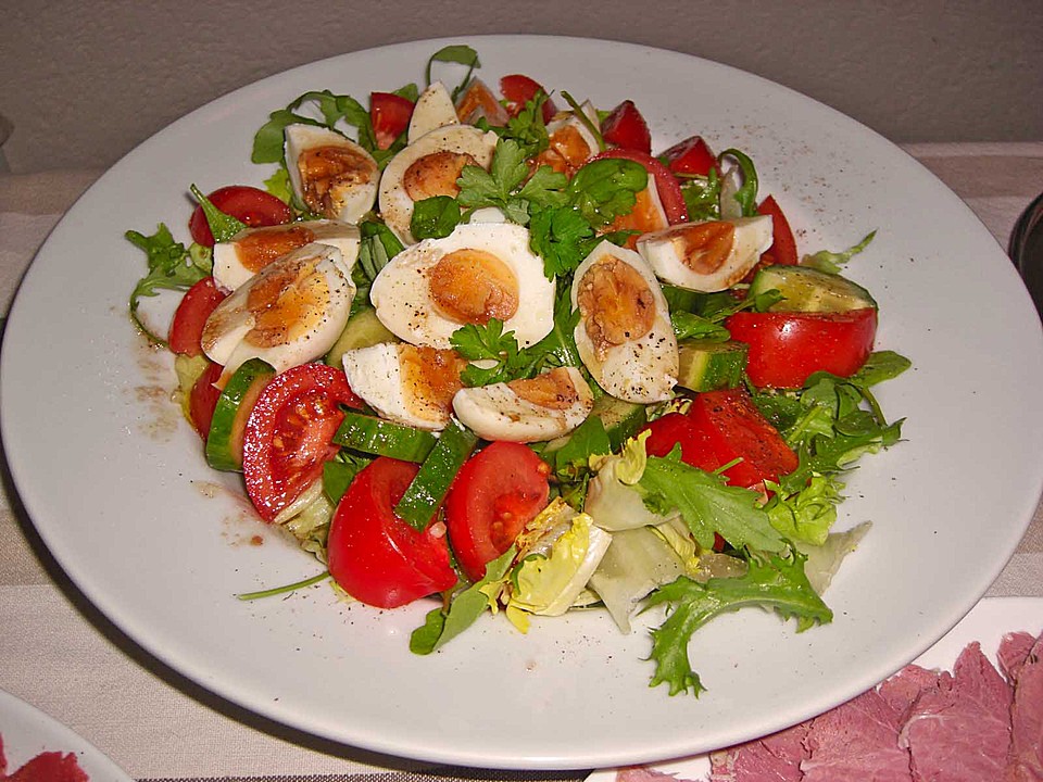 Gemischter Salat mit Wildkräutern von Kaffeemädchen | Chefkoch.de