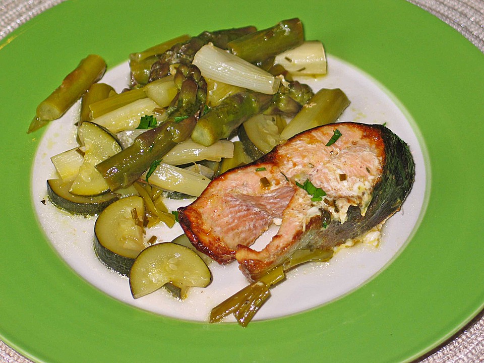 Lachsfilet mit Spargel und Zucchini aus dem Ofen von badegast1 ...