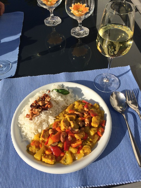 PaprikaKokosCurry mit Tofu und Ananas von gloryous Chefkoch.de