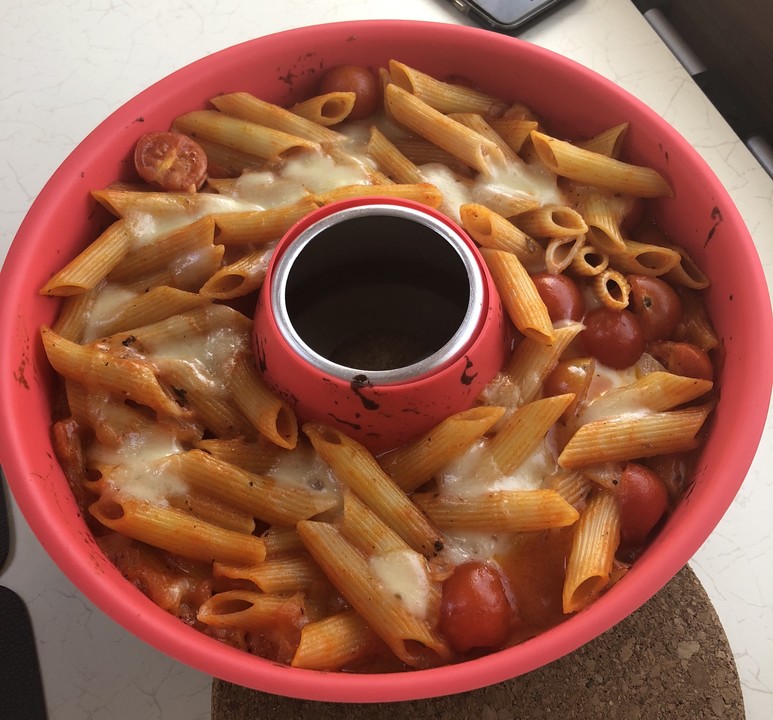 Cremiger Nudelauflauf mit Tomaten und Mozzarella von Katrinili ...