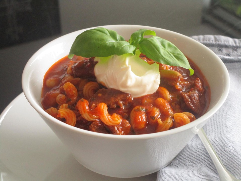 Ungarische Gulaschsuppe von lianehomann | Chefkoch.de