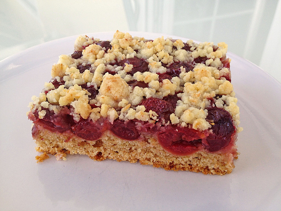 Kirschkuchen mit Kokosstreuseln von schneckoline | Chefkoch.de
