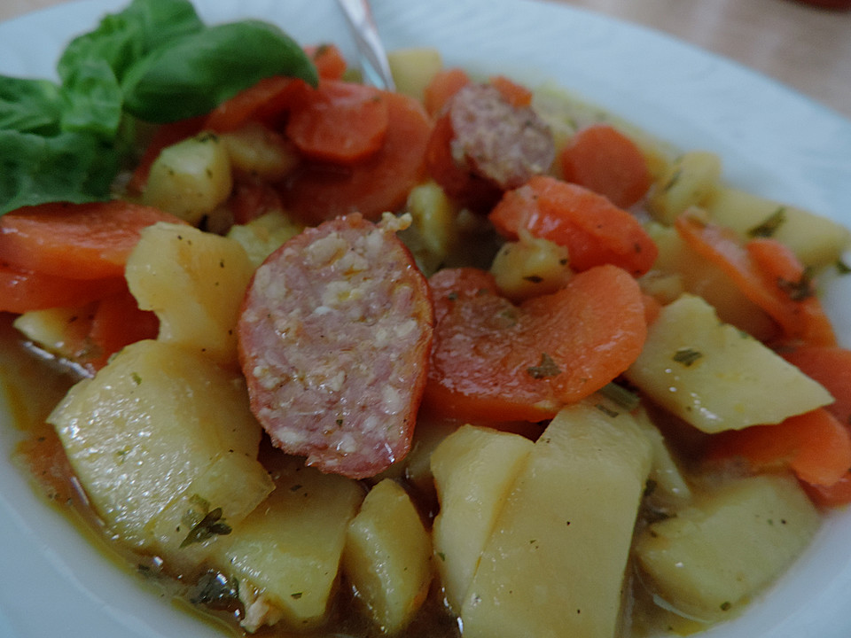 Möhreneintopf mit Mettenden von Eilbekschlemmer | Chefkoch.de