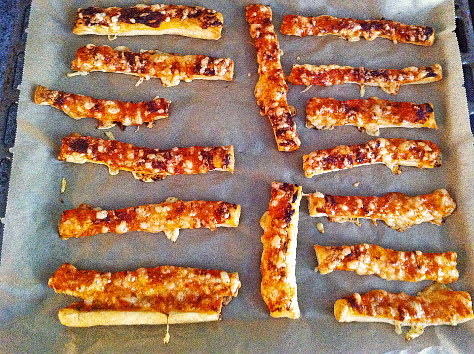 Käsestangen aus Blätterteig von Sunnys_Leckereien | Chefkoch.de