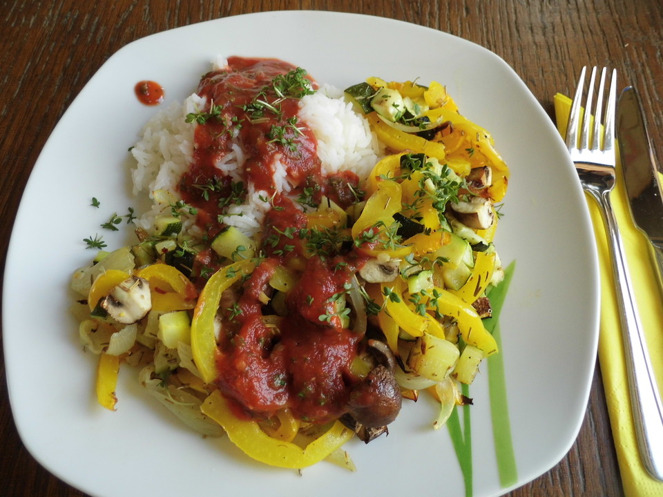 Backofengemüse mit Tomatensoße und Reis | Chefkoch.de