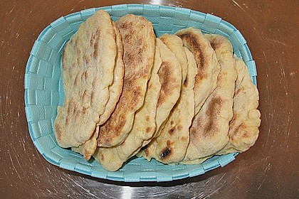 Indisches Naan Brot 77
