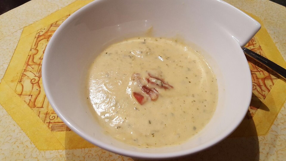 Mairübchen-Cremesuppe mit Ziegenfrischkäse und karamellisierten ...