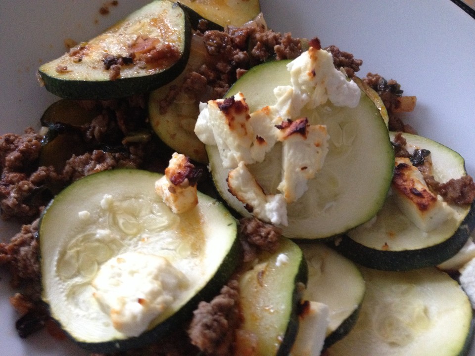 Griechischer Zucchini-Auflauf mit Feta von schleckigekatze | Chefkoch.de