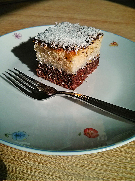 Saftiger Kokoskuchen vom Blech von Sweet_M_ | Chefkoch.de