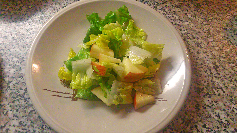 Grüner Salat mit Apfel von Charly483 | Chefkoch.de