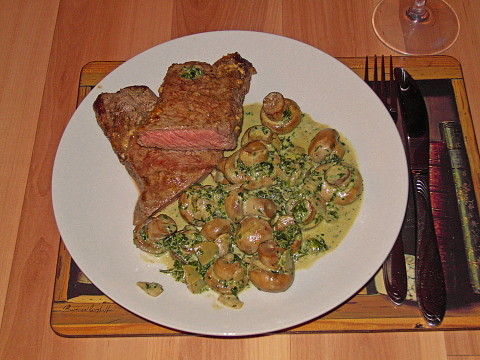 Beefsteak an Petersilien-Rahm-Champignons von agnusdie | Chefkoch.de