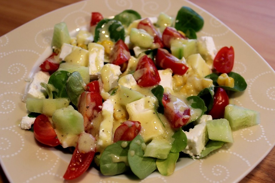 Frischer Feldsalat mit Honig-Senf Dressing von Marc89 | Chefkoch.de