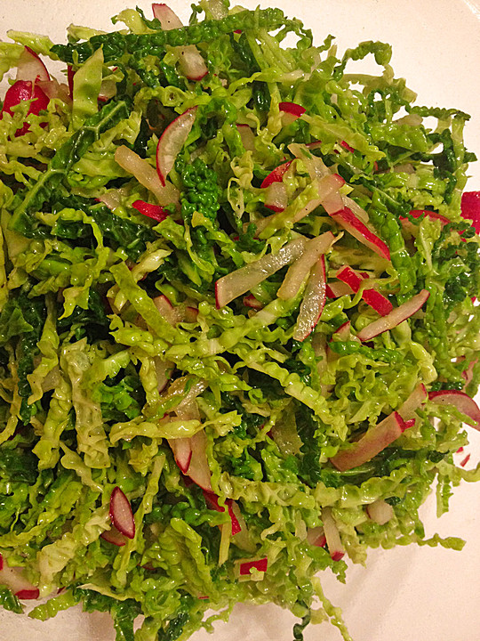 Wirsing-Radieschen-Salat