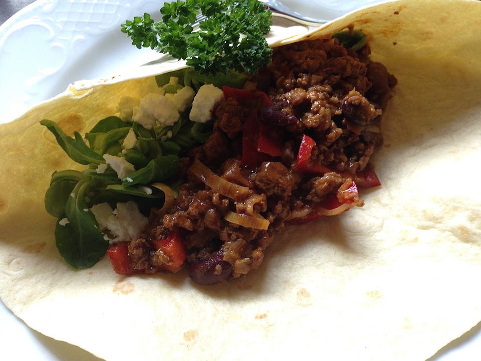 Burrito mit würziger Hack-Feta-Füllung von WhiteSugar | Chefkoch.de