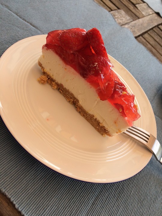 Erdbeertorte mit Holundercreme von monikakao | Chefkoch.de