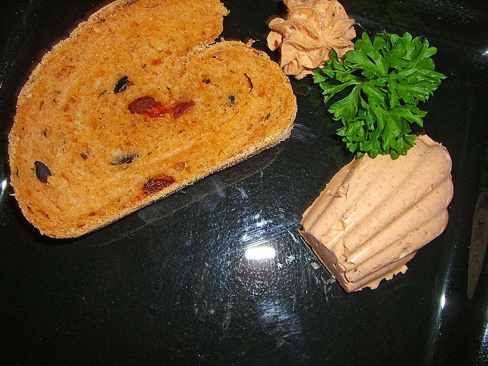 Tomaten-Oliven-Ciabatta mit Rosmarin und Thymian von kitchenaidlover ...