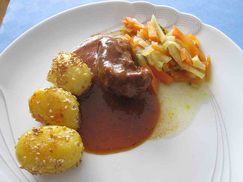 Schweinebäckchen in Biersauce von Pannepot | Chefkoch.de