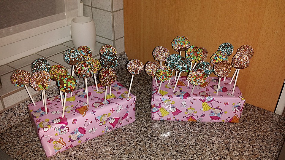 Cake Pops aus dem Cake Pop Maker von amandea Chefkoch.de